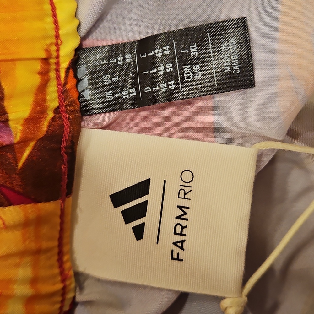 💕ADIDAS x FARM RIO💕 Pacer Shorts Large L NWT - Picture 14 of 16